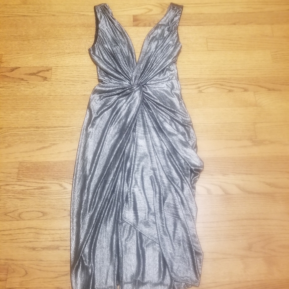 Katie May twisted silver dress - Picture 2 of 8